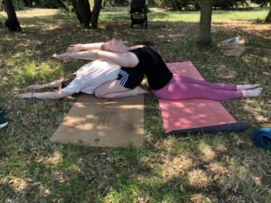 yoga en duo EVJF